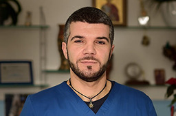 Dr.Barbu Razvan Medic Veterinar002